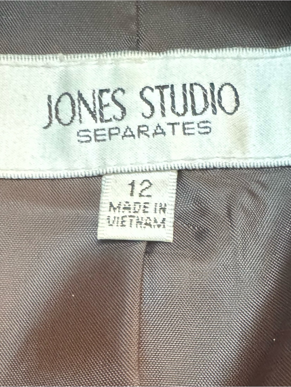 Jones Studio Women's Chocolate Brown Two-Button Blazer size 12 - Picture 4 of 5